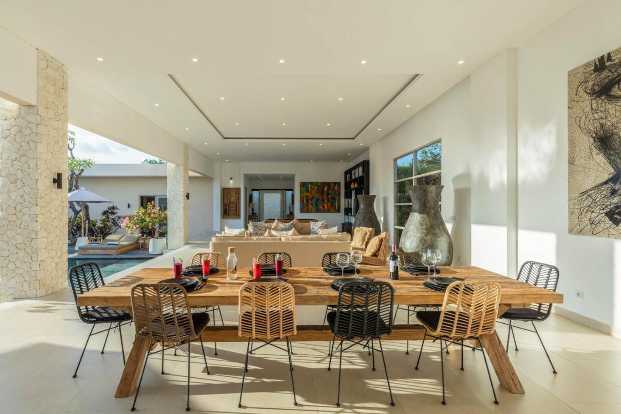 Costa Azzurra Villas By Balisuperhost Jimbaran  Bagian luar foto
