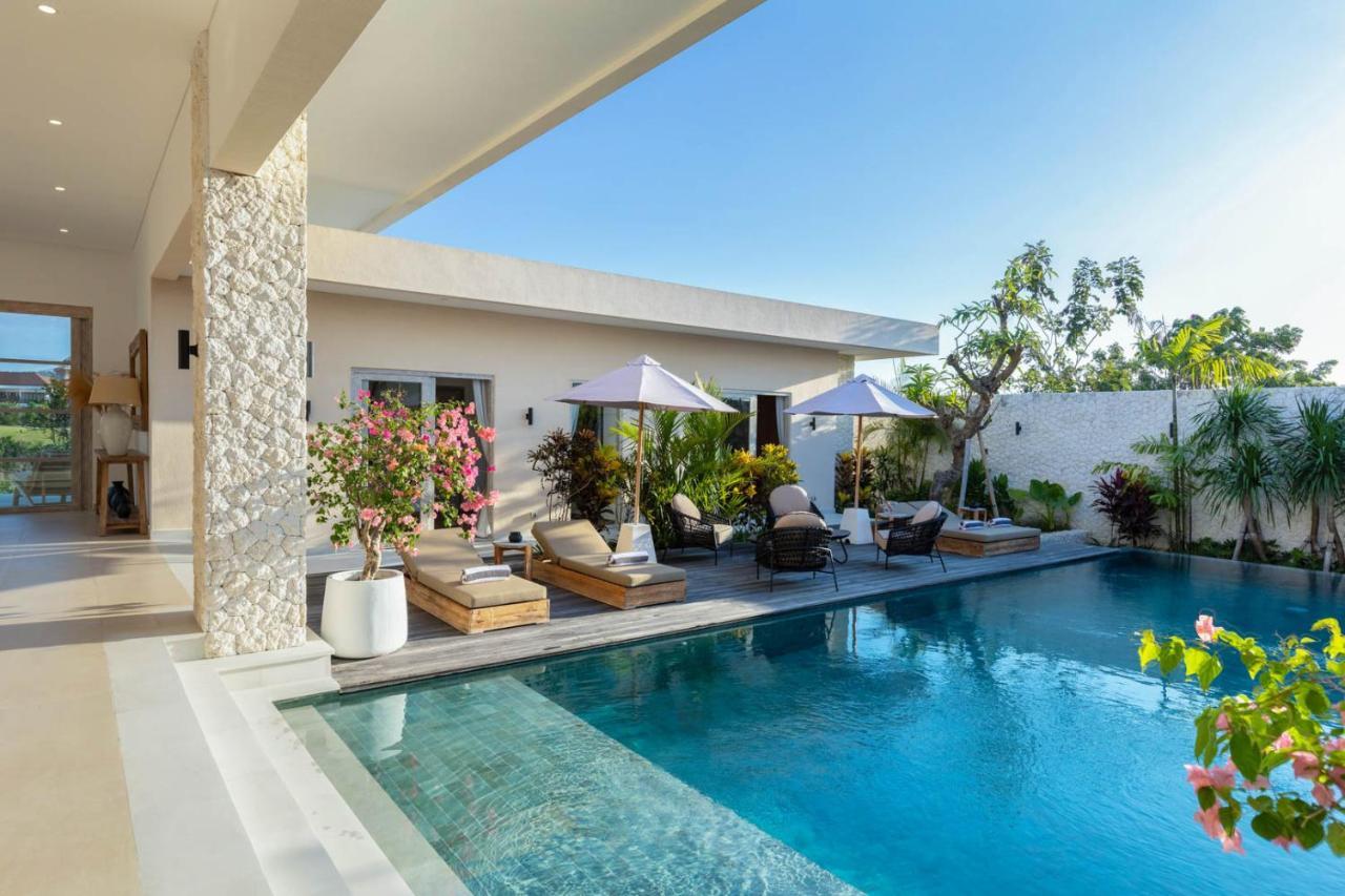 Costa Azzurra Villas By Balisuperhost Jimbaran  Bagian luar foto